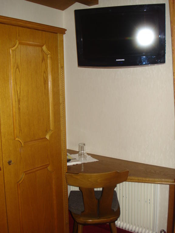 Gaestehaus Troppmair Finkenberg Chambre photo