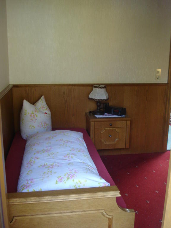 Gaestehaus Troppmair Finkenberg Chambre photo